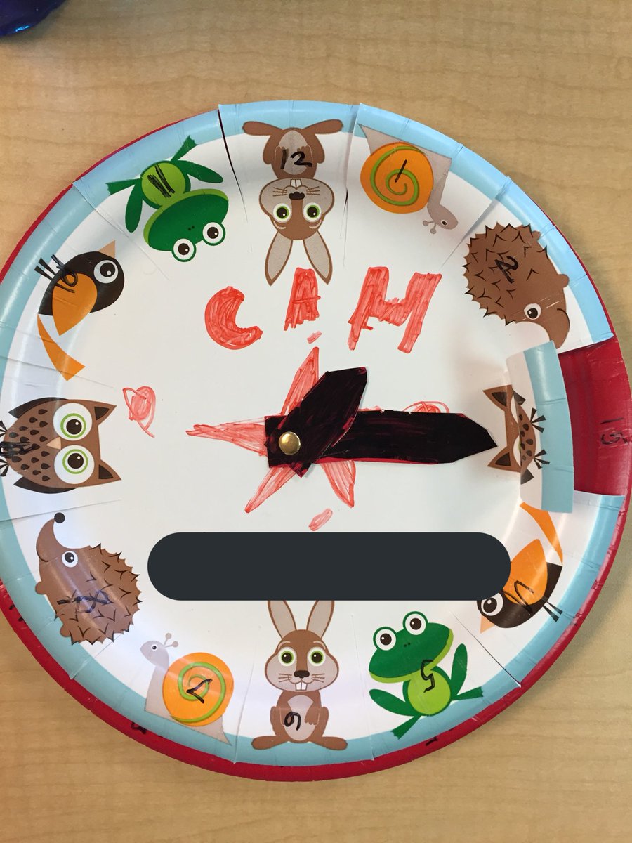 AmandaRoper4's tweet photo. Second graders enjoyed clock making today. #pinewoodpride https://t.co/vaYOXhwMx0