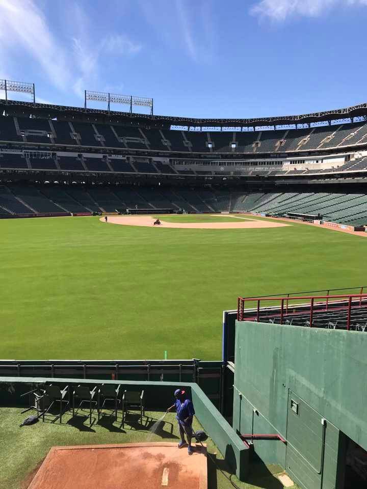 ACCESSTexas's tweet photo. So excited about Arlington, TX. #inwiththenew #meetingprofs #eventpros #eventplanner #accessexperiences @visitarlington @texasrangers https://t.co/Jbnb2MzTdk