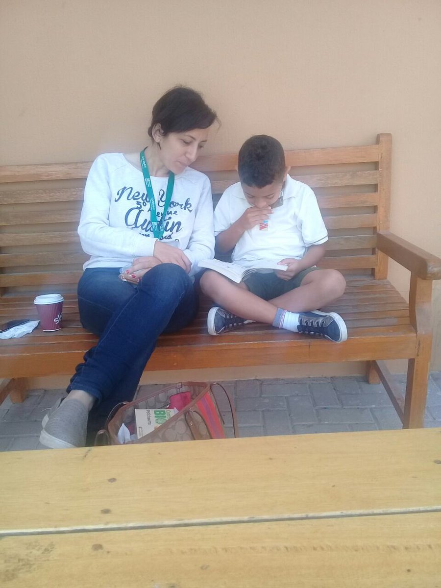 ms_gr8's tweet image. Book Week fun continues with a Book and a Biscuit this morning😍 #gcsbookweek #BeHappyBeGCS