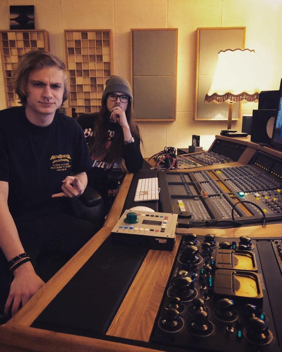 induction_off's tweet photo. Oh!?? Whatโs going on over here? Keep your eyes open for the 7th of March for some huge updates! @theMartinBeck @induction_off #induction #updates #band #metal #timhansen #hansen #martinbeck #Album https://t.co/vjr27e4Cbv