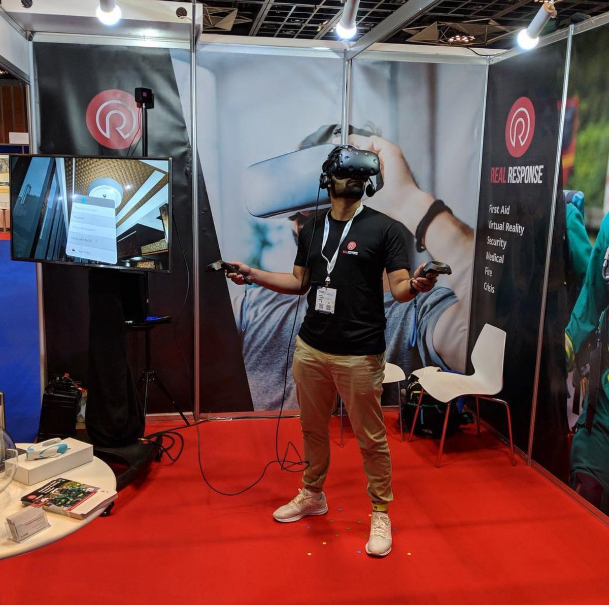 Snobal3D's tweet photo. Just posted! “Applying #AI Assisted #VR to Training for Mass-Casualty Incidents” - https://t.co/P3RMz5pLzG  cc Image source via @RealResp  #RealMCI  #DIAC2018 @DIAConference #VirtualTraining https://t.co/OlPenbRrMO