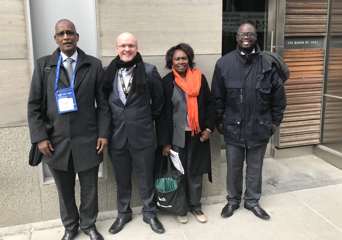 SD_Landfolio's tweet photo. What a pleasure meeting with Kenya's PS for Mining, Dr. Ibrahim Mohamed and team in Toronto to discuss next steps for their successful Mining Cadastre System. #PDAC2018 @MadiniKenya #Kenya #Mining #landfolio #egov #licensing #cadastre #trimble #landadmin https://t.co/G5xWVNH2Gz