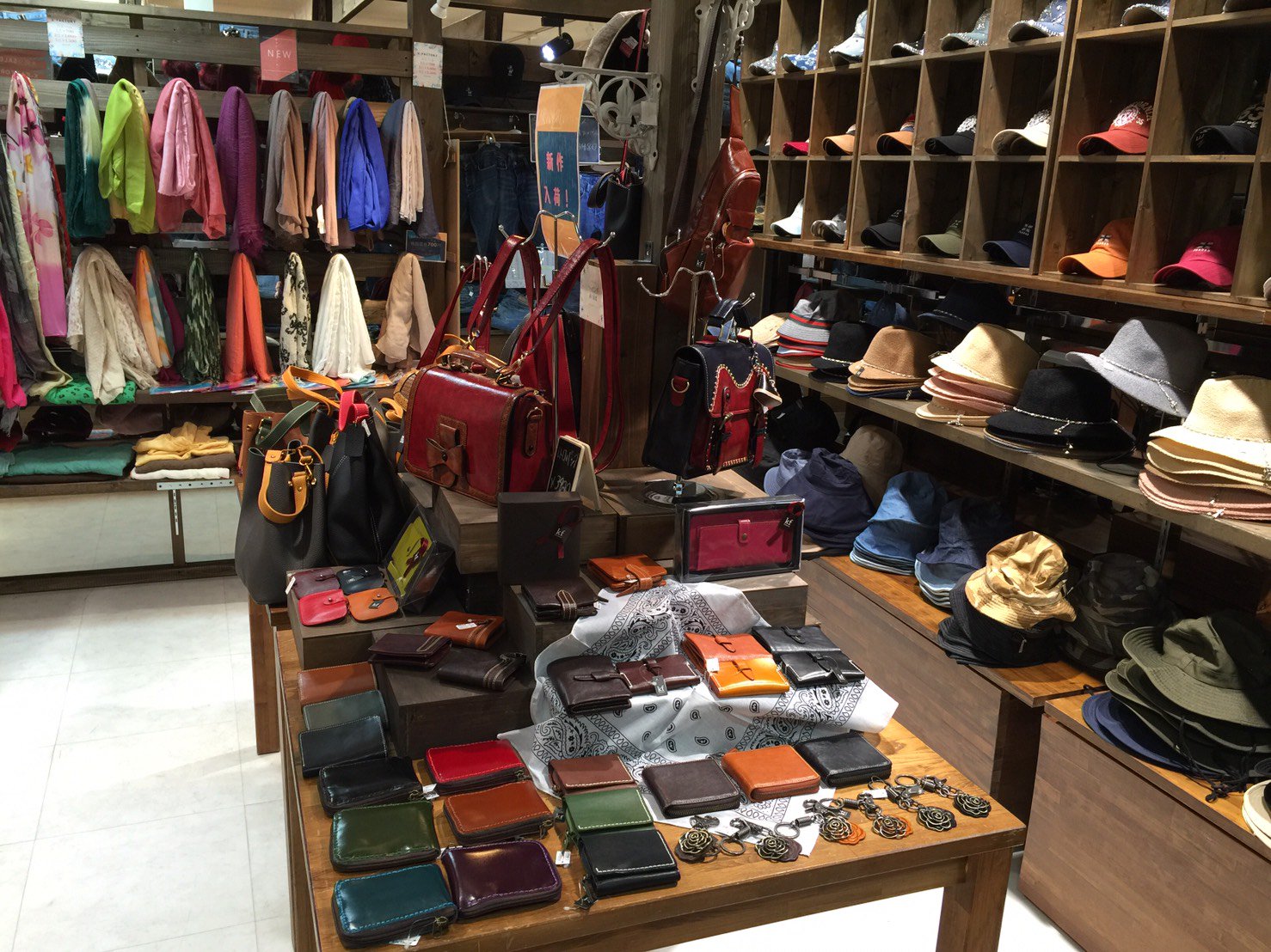 宅ミ月◎無言取引⭕️ID番号　です⭐︎ 🔅 (@aaizoinby) / X