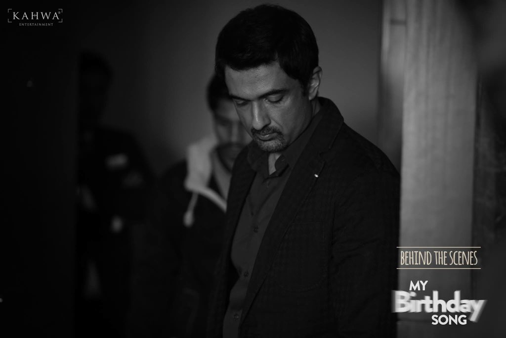 Dwelling on the past, present, and future altogether, because it all seems to be mixed up. #instrospection #behindthescenes <a href="/MyBirthdaySong/">MBS</a> with #RajivKaul aka <a href="/sanjaysuri/">sanjay suri</a>  #MyBirthdaySong <a href="/samirsoni123/">Samir Soni</a>