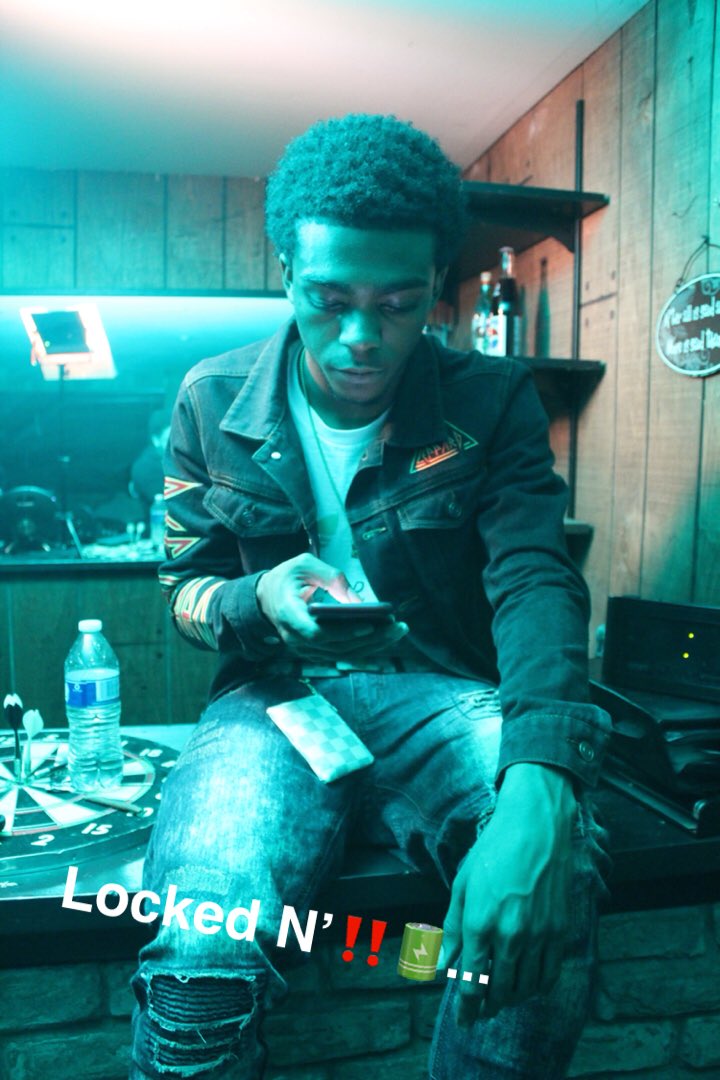 kingMontana00's tweet photo. Took so many Ls it taught me how to WINโผ๏ธ๐ฐ...๐ฅ #REALLYDOTHIS #OTW ๐ https://t.co/RnobOAfq6c