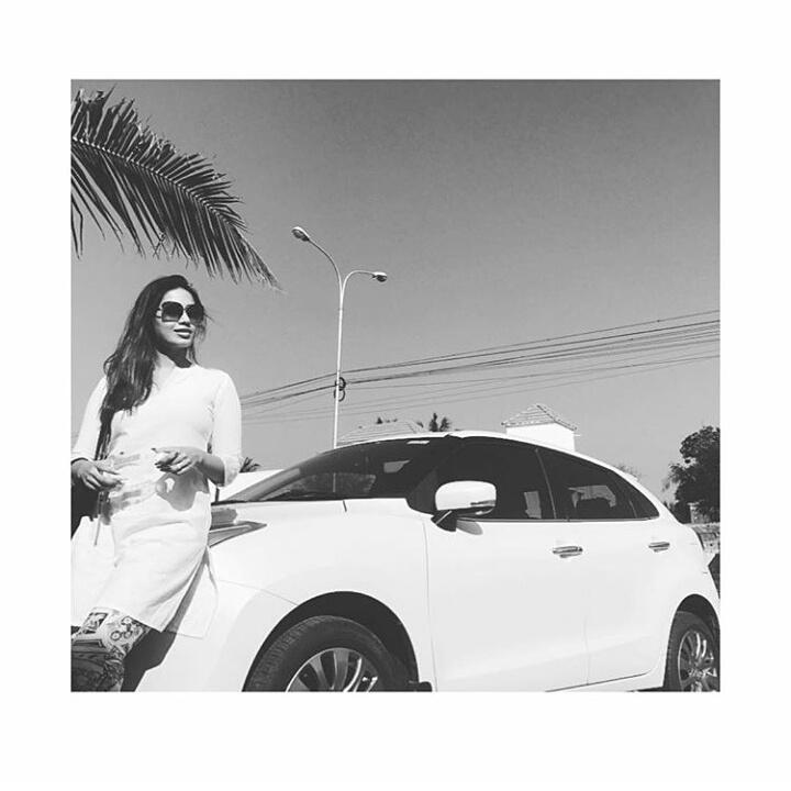 npethuraj_'s tweet photo. Salty air.. sun kissed hair.. 🕶
#NivethaPethuraj ♥ 
Follow @nivethapethuraj_fc for more https://t.co/8wWrcVw8oR