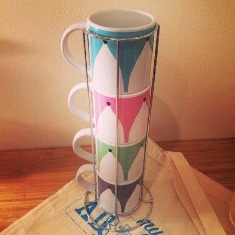 Pop over to our Facebook page where re are running a #giveaway for one of our #whitenancy #bollington stacker mug sets! Love Bollington Market is on this Sunday 11am ‘till 3pm