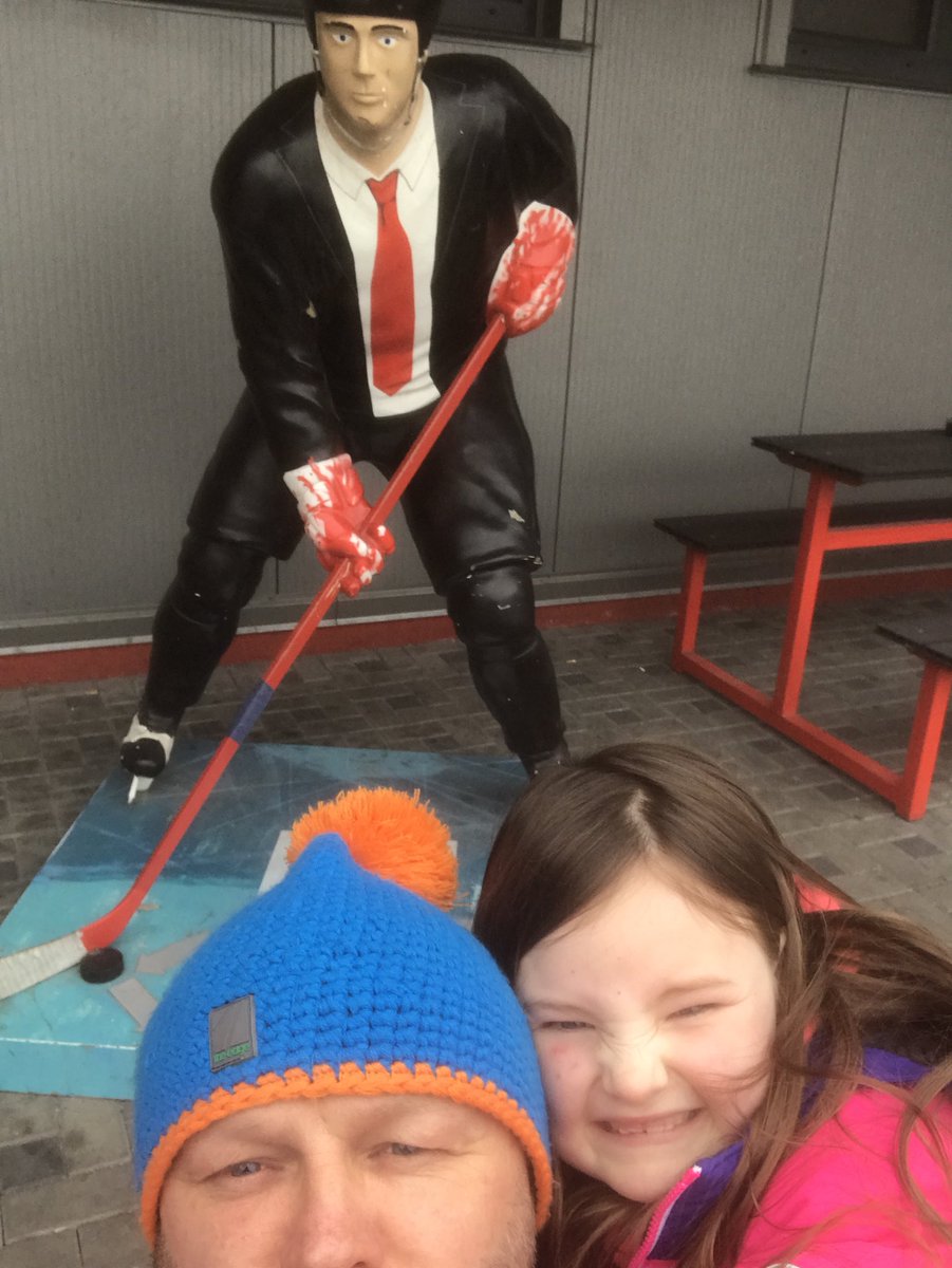 Gary Peake tweet media