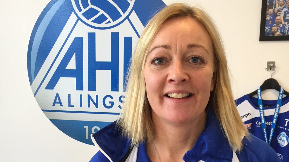 AHK:s assisterande tränare Karen Brødsgaard lämnar klubben efter säsongen för att bli huvudtränare för danska EH Ålborg. 

Läs mer: ahk.nu/herrlag/7871-2…