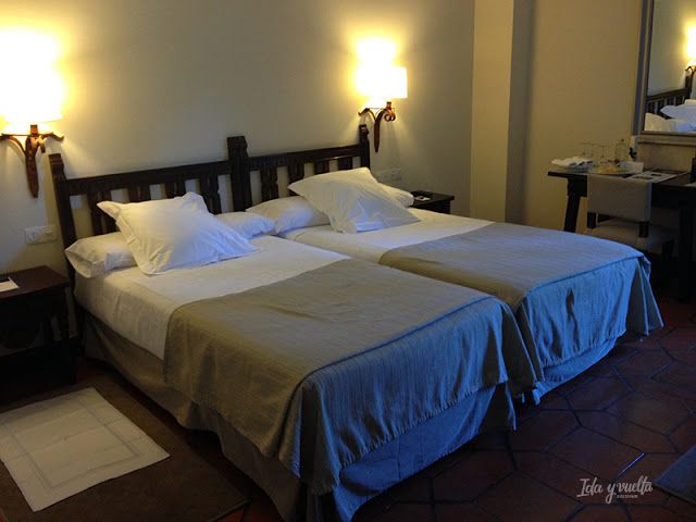 idayvueltablog's tweet photo. Parador de Ávila: un lugar único para descansar en la ciudad amurallada.  https://t.co/lzLako5Irs @paradores @AvilaTurismo @CyLesVida https://t.co/OH1Z8A00UF