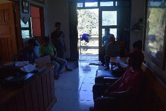 PNPSadanga1's tweet photo. Taphang with walk-in clients who came to secure police clearance #PNPPatrolPlan2030 #PNPDoubleBarrel #MASAMASID #IntensifyCommunityAawareness @PNPCordillera @PNPMtProvince @pio_mtprovppo @PNP_MPPPSC @rwinp88 @ProcorRpcrd https://t.co/6QqRz2txL8
