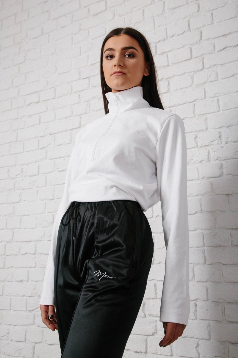 mono_usw's tweet photo. Look Book image 1 https://t.co/Ayiy5kF7je