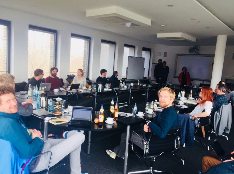 JohannaDaher's tweet photo. Spannende Gespräche beim #arddata-Treffen in @Ottostadt beim @MDR_SAN über #ddj mit KollegInnen von @mdr_th, @br_data, @DeutscheWelle, @hrPresse, @ndr, @rbb24, @SWRpresse und @WDR. #Datenliebe #Datenjournalismus https://t.co/qeIgl6hjWg