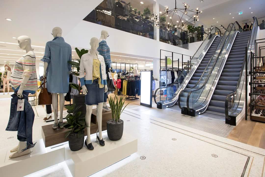 _Metrocentre's tweet photo. We'd like to say a huge welcome to our new @nextofficial flagship store, now open in Green mall. A big thank you to Sir John Hall for joining us for the grand opening. 

Read more about the new store > https://t.co/qD6jexwqf6 https://t.co/OhBoLa3uFc