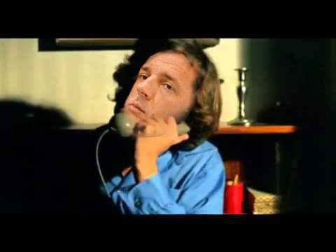PogoMoshing's tweet photo. Mi si nota di più se mi dimetto e basta o se mi dimetto e rompo il caxxo al mio partito? 
...
Vengo. Vengo e mi metto, così, vicino a una finestra, di profilo, in controluce. Voi mi fate: "Matteo dimettiti, dai",e io: "andate, andate, mi dimetto dopo". #EcceRenzi #dimissionirenzi https://t.co/n0GGcdXBjK
