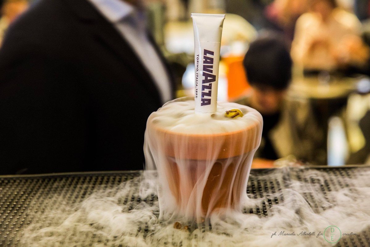 MrGiuseppeGallo's tweet photo. Last weekend at @identitagolose, Dennis Zoppi making a delicious @Lavazza &amp; @ItalicusRDB drink! #ITALICUS #IdentitaGolose https://t.co/zJggDccy7S