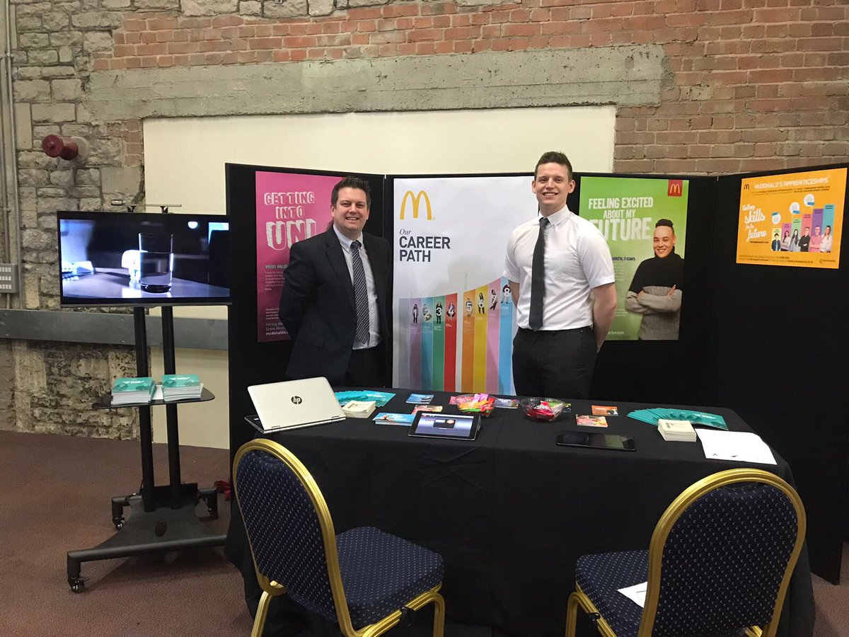 TotalSwindon's tweet photo. Such a great turn out for @SwindonJobFest!

Thanks for chatting, First City Nursing, 3aaa, McDonalds and New College! https://t.co/2hA5r5CNqw