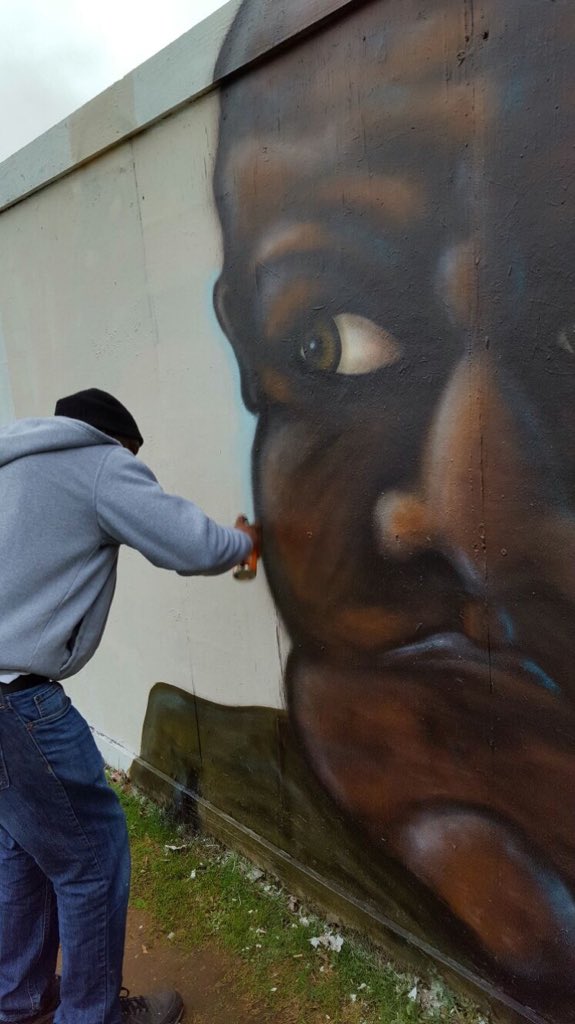 Jb_artz_'s tweet photo. Spray painted portrait.
#portraits #spraypainting #portraitart https://t.co/f4hGoHdLZU