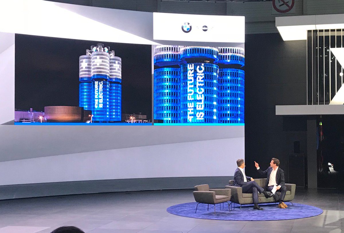 ThorstenBarg's tweet photo. BMW Press Conference at #GenevaMotorShow 

Harald Krüger, Vorstandsvorsitzender veröffentlicht: "Der neue #BMW #i4 wird in München gebaut"
#GenevaMotorshow2018 
#Pressekonferenz 

@autovista_group @schwacke_gmbh https://t.co/efRyLgwI3y