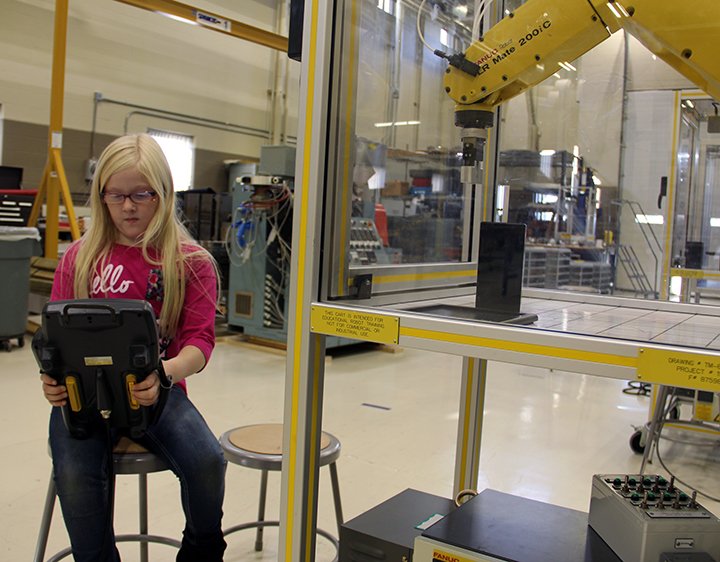NorthwestState's tweet photo. Have you ever controlled a robot? She has! Bring your family for some hands-on fun at Discover NSCC Day on March 24. https://t.co/6yMrVVb6AD https://t.co/lHW0kS8ojD