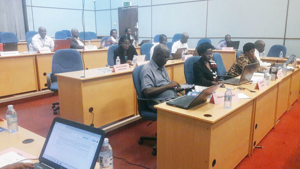 dickngambi's tweet photo. Academic staff get empowered at a 3-day #blendedlearning #etilab #sandpit event on #designing #interactive #learning activities that puts a C21st #student’s effective learning first. Empathy driven teaching. #moodle https://t.co/JhLMz2ZFio