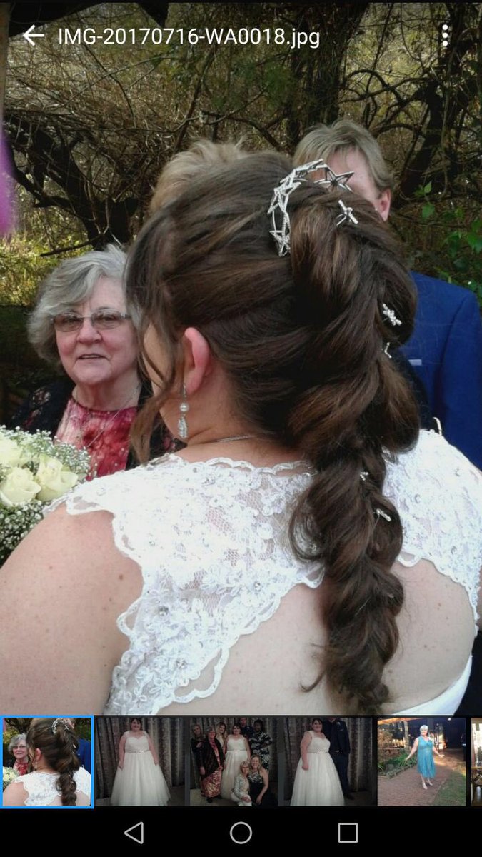 LbfWeddings's tweet photo. @LbfWeddings we cater@for Petite to Plus size Brides - How stunning is Bernadette on her Big Day ❤️Thank you for choosing @LbfWeddings with Your Dream Dress #weddingdress #plussizebrides #Bridal #curvybrides https://t.co/M5tAxlUwQ2