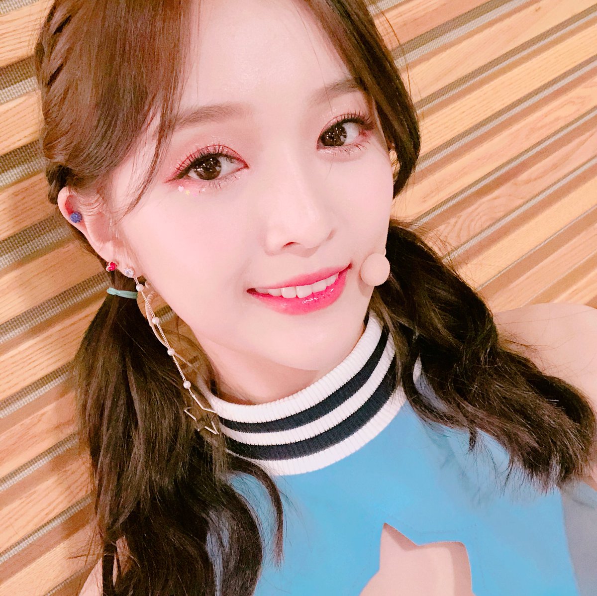 WJSN_Cosmic's tweet photo. [#우주소녀 #선의]
오늘 #더쇼 1위후보예용!  #1119 우주소녀!! 많이 투표 해주세요~~~~ https://t.co/QUTr1dwMfn