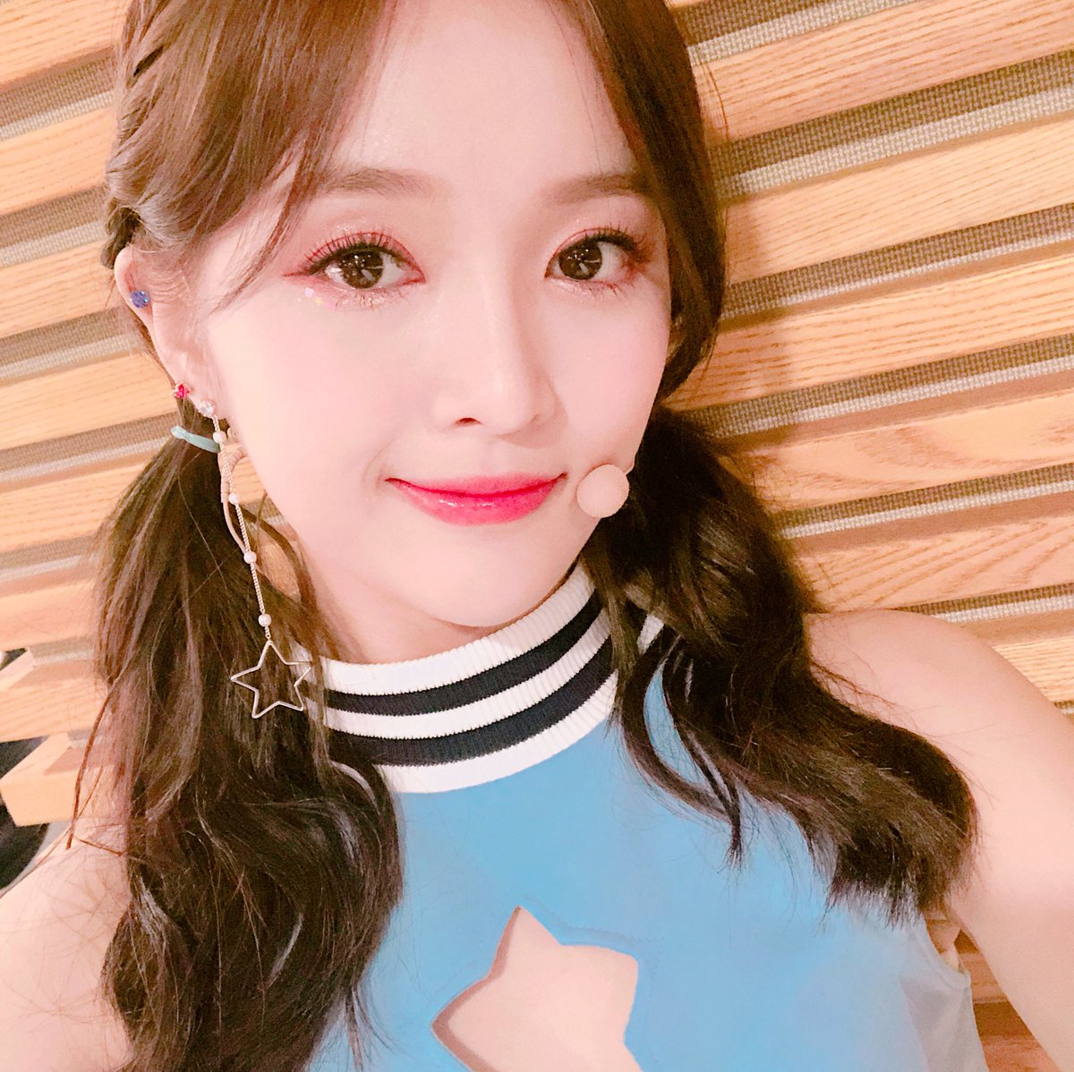 WJSN_Cosmic's tweet photo. [#우주소녀 #선의]
오늘 #더쇼 1위후보예용!  #1119 우주소녀!! 많이 투표 해주세요~~~~ https://t.co/QUTr1dwMfn