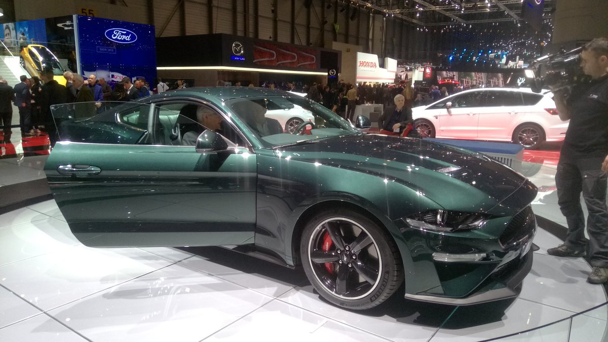 devos_alain's tweet image. #GIMSSwiss2018. #Ford Mustang oud en nieuw, welke kiezen? @Autowereld_be