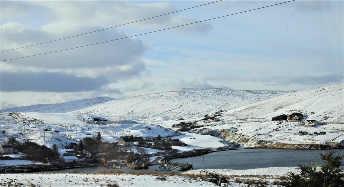 LeedsInShetland's tweet image. #Shetland 
Excuse the light intrusion, 
not popping outside to take 
a photo just yet. #viewfromawindow