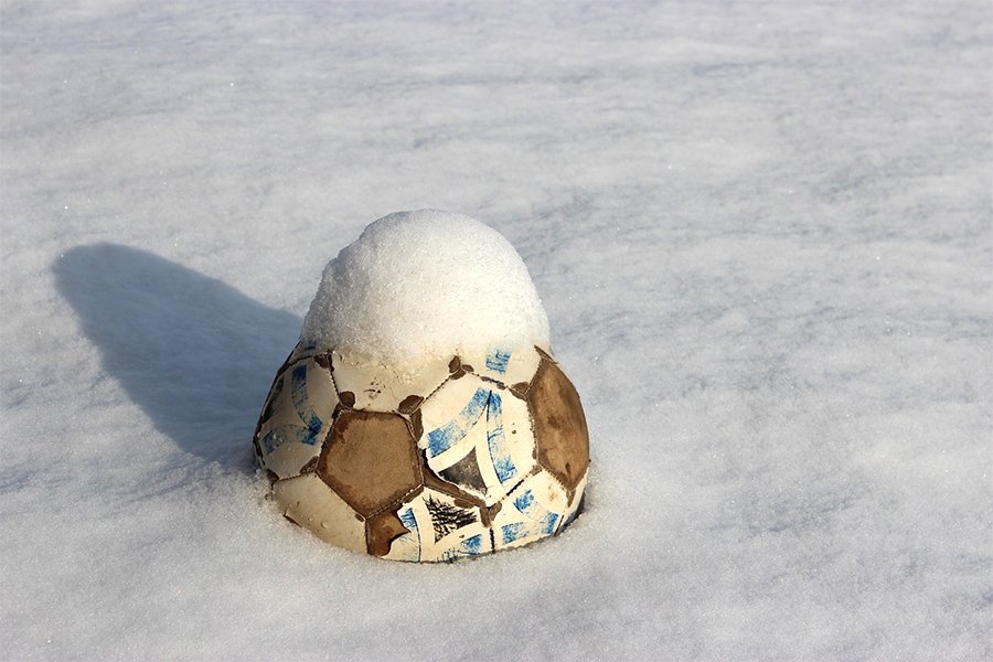 ImperiumMag's tweet photo. Is a winter break in English football a good idea? Read Imperium writer Jamie William's latest article and have your say in the comments section: https://t.co/TLSjjE4QBU #EPL #premierleague https://t.co/gnzTaVWzhL