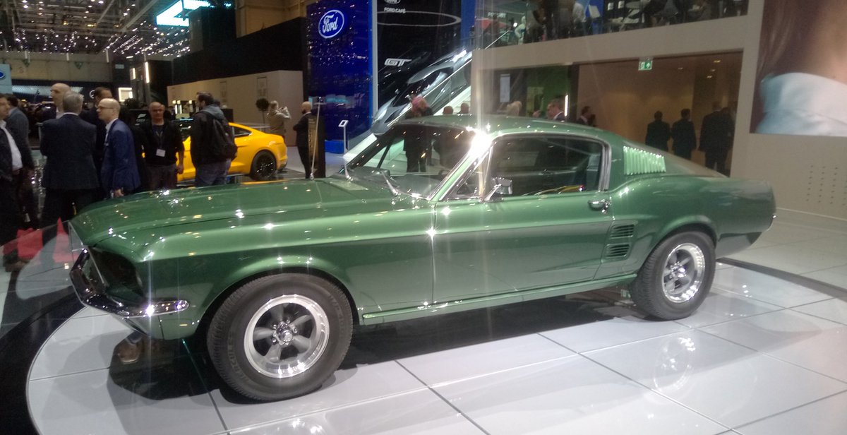 devos_alain's tweet image. #GIMSSwiss2018. #Ford Mustang oud en nieuw, welke kiezen? @Autowereld_be