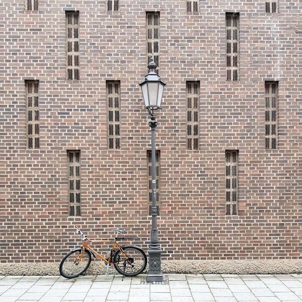 Munich Soloparking ;)

Let's ride to the #iwexpo18 #Munich