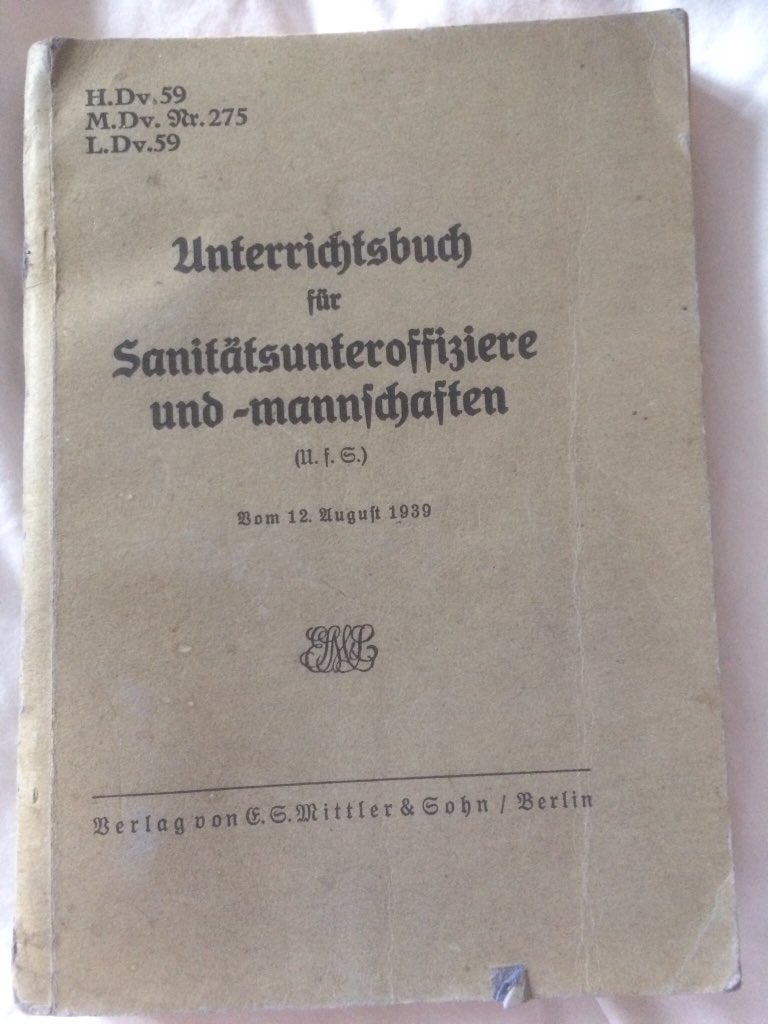 Training, as you would believe, was intense and demanding for medical trainees. Dv.59 was their Bible. The 1939 edition (431pgs) had extensive anatomical, illness & injury thru accident material, but nothing on wounds from Wartime. Later editions did..../8