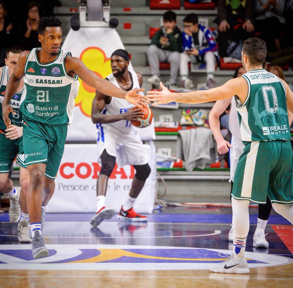 dinamo_sassari's tweet image. Go giants 🙌🏻
Domani si torna in campo!
Alle 20:30 🕣 la sfida di @FIBAEuropeCup contro l’@ESSMbasket ⚔️🏀
Vi aspettiamo al palazzetto‼️