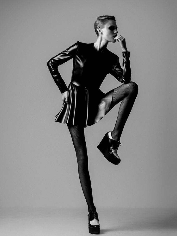 IMAmodelapp's tweet image. Our #tiptuesday got out to all the photographers out there trying to do a shoot with the less experienced model. Click the link below for tips on how to create the perfect shoot. 
fstoppers.com/portraits/posi…