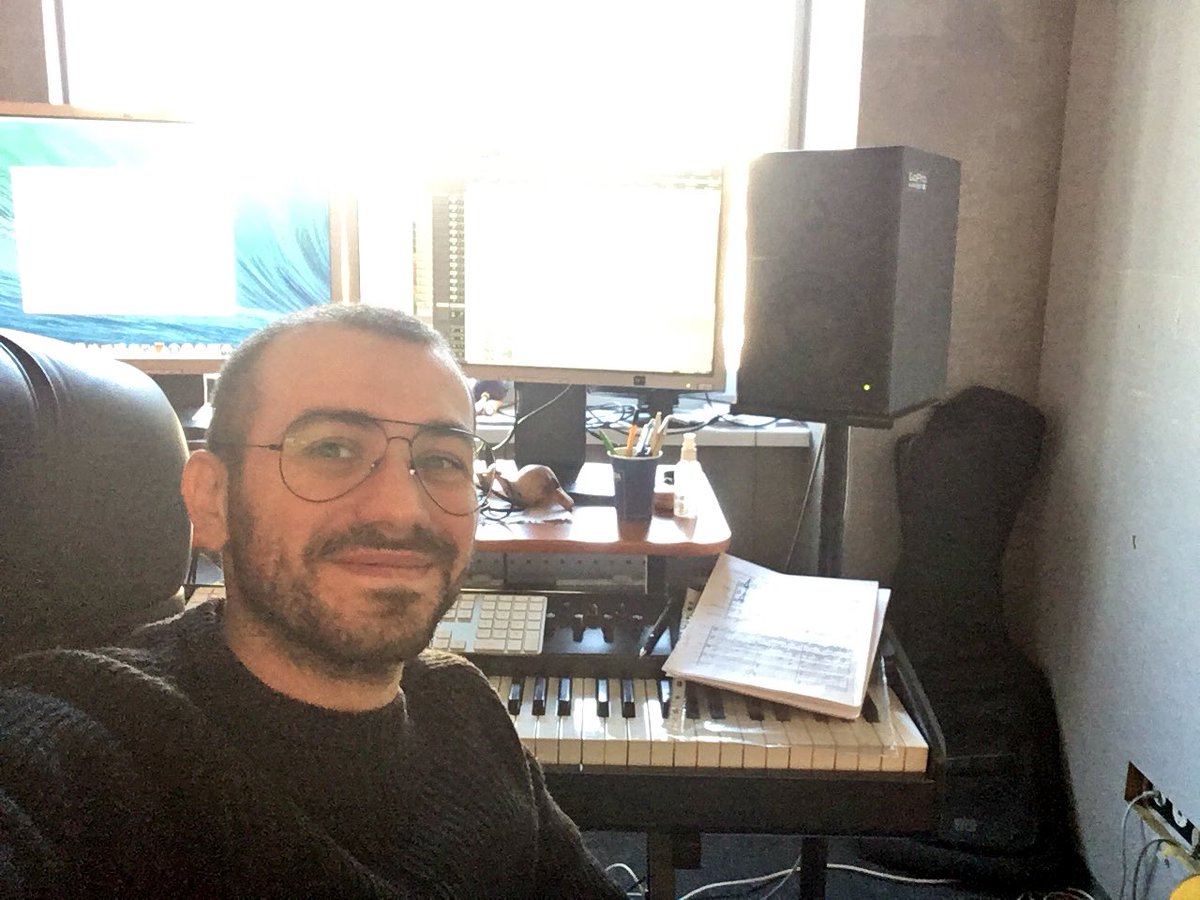 wwwDARIOVEROcom's tweet photo. #composing something new... #composersclub #composerlife #music #ost #score @AvidSibelius @AvidProTools @Avid @NOTIONMusic @OrchestralTools https://t.co/Dmunxa4KCR