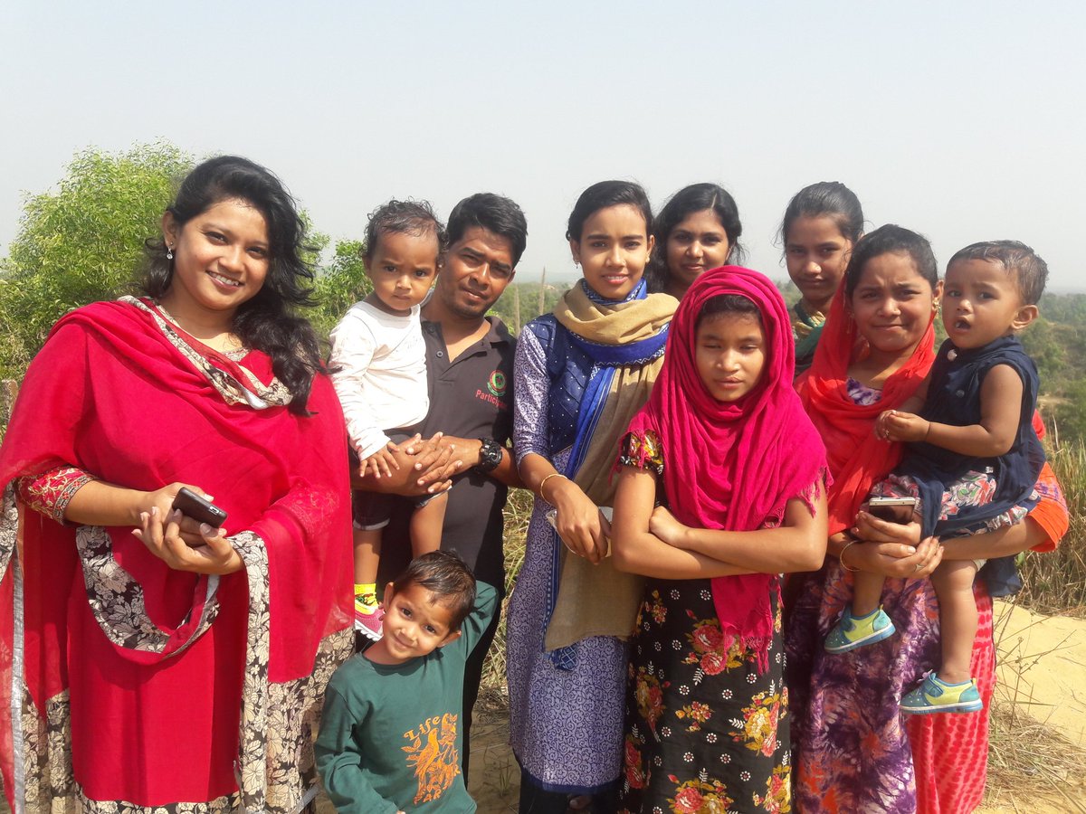 SurfingBD's tweet photo. The #SurFamily #LightHouse #CoxsBazar #Bangladesh #SurferBotto s Family https://t.co/RcHr1Xrolp
