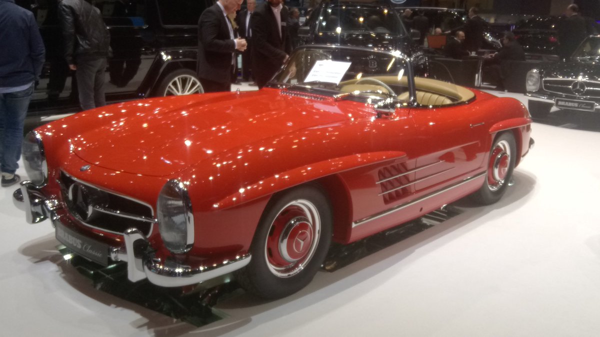 devos_alain's tweet image. #GIMSSwiss2018. Onze #Mercedes mag gerust in het rood. Weten alleen nog niet goed welk model. @Autowereld_be