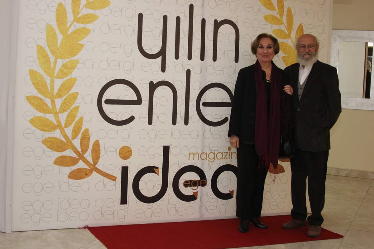 egeideadergi's tweet photo. 'Didim Yılın Enlerini' seçti ✌ Ege idea Dergi tarafından ilki gerçekleşen özel gala organizasyonunda sanatçı Ahmet Selçuk ilkan, Haberci Tuba Emlek, oyuncu Gülsen Tuncer yönetmen Engin Ayça ve çok sevilen yerel ses Özlem Yeşil vardı. https://t.co/vG6a8SmBh5
