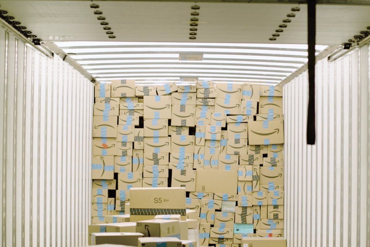 CampaignTechUK's tweet image. In the UK, Amazon accounts for 39% of all online spend and in the US, 57% #commerce2020