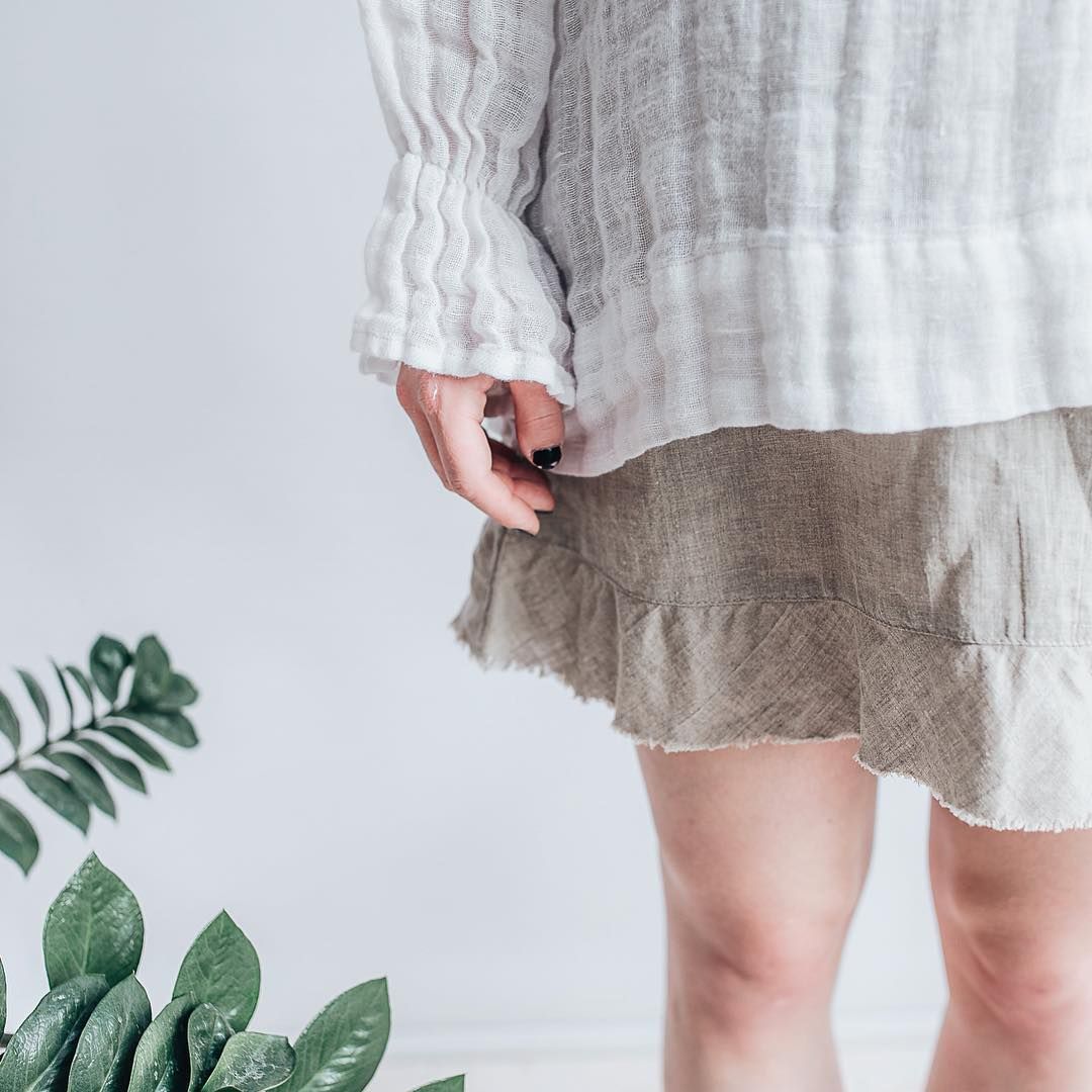 linenbee's tweet photo. Its such a joy to work with linen and to know that we have customers who appreciate it all around the world 🌎 #motivationmonday #linen #linenbee #linenbeeshop #smallbusiness #etsy #etsyseller #ootd #natural #linenskirt #whattowear #handmade https://t.co/1Ho5qgZZ9o