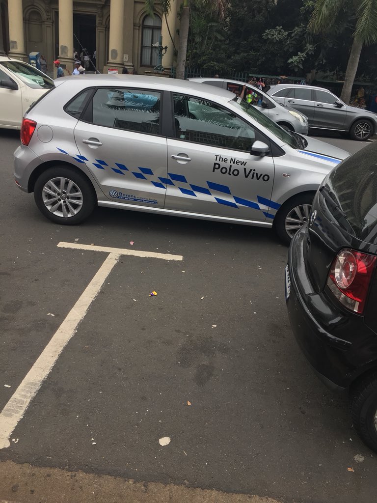NtuTOOgo's tweet photo. No seriously VW dakiwe 😡😒its okey thou i dnt own 1 vele https://t.co/ggW6OXzMJr