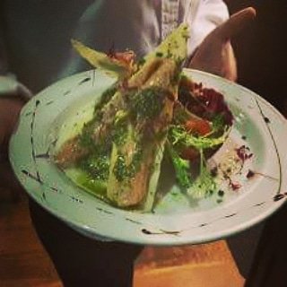 New lunch menu' as of today come and check , light options , bruschettas, salads #lunch #light #smokedtrout