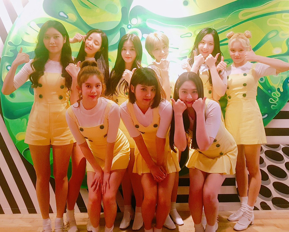 MOMOLAND