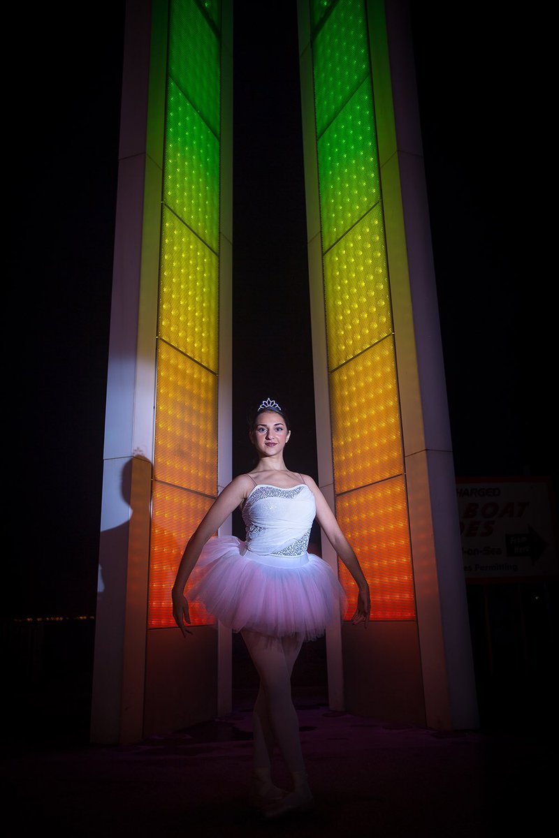 insight__photo's tweet photo. Photography: Salt of Southend
Sophie Rajah
The Golden Mile
____
#MadeByInsight
#PhotographyByInsight #InsightDesignUK #SALTofSouthend #SouthendonSea
#TheGoldenMile #Neon #NeonLights #EssexPhotography #SouthendPhotography #Creative #Photography #ALoveLetterToSouthend https://t.co/AkfU65DBSW