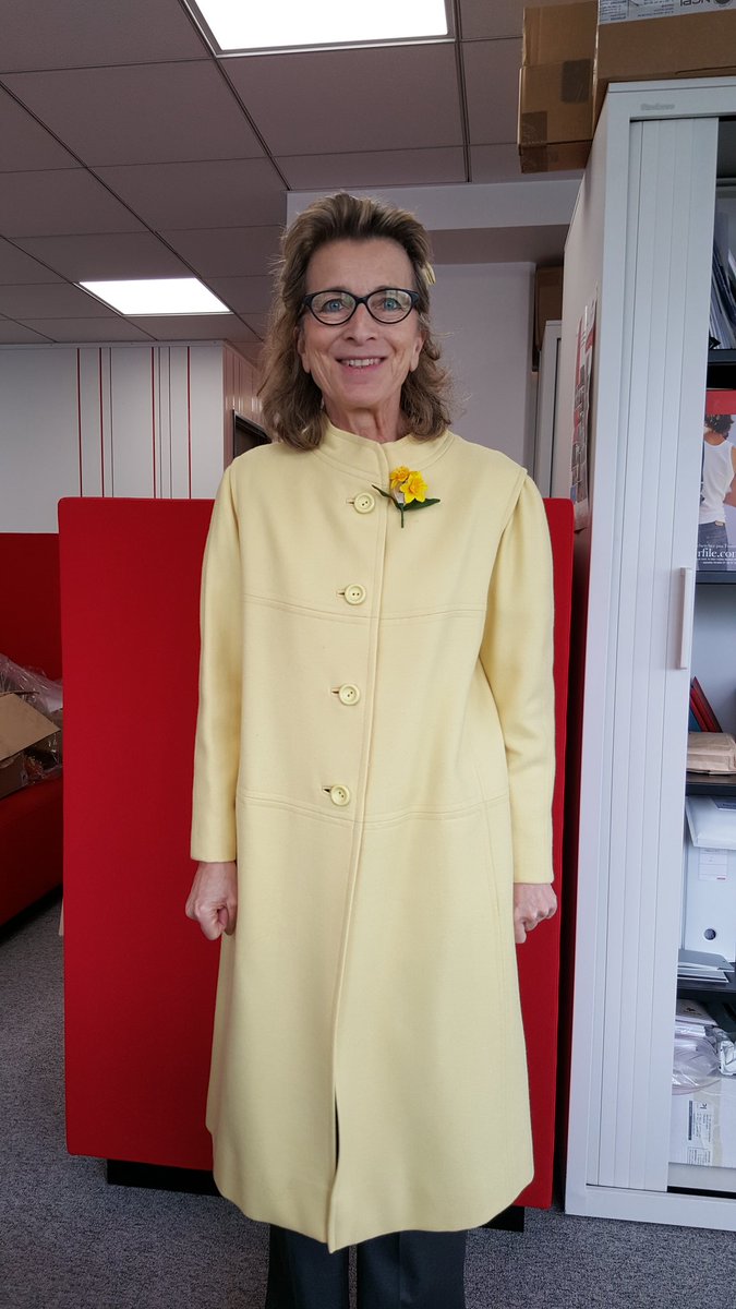 Tous mobilisés contre le cancer des enfants ! #yellowdayswisslife #unejonquillepourcurie @Fonda_SwissLife