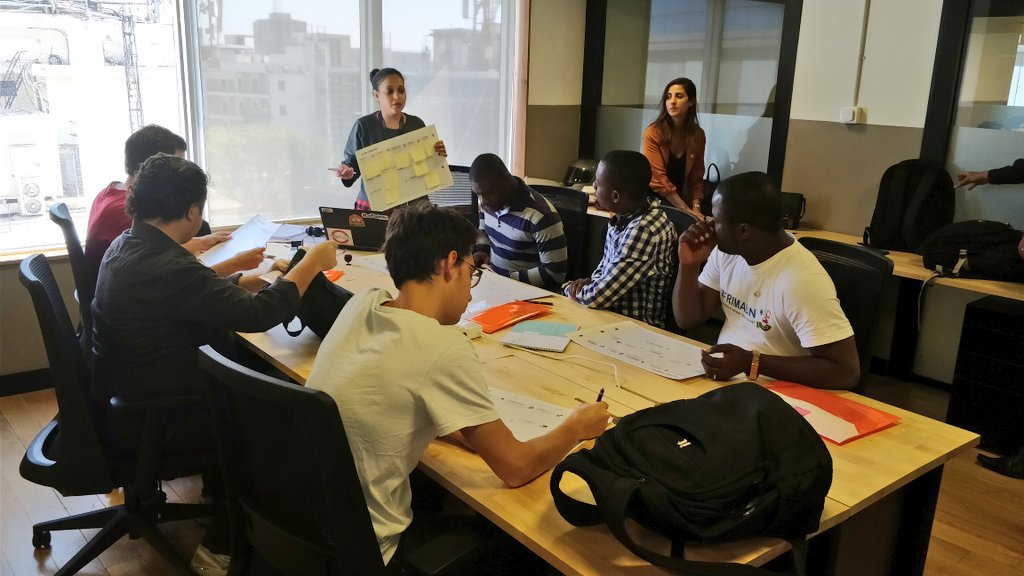 SG_labinno's tweet photo. #LexBangalore #SGAfrica #Startups | Début de l'atelier de #DesignThinking #LeanCanvas chez #WeWork #Bangalore avec les collaborateurs @SocieteGenerale. #SharedGrowth #BecauseWeLoveSG https://t.co/fhcQZNjSG7