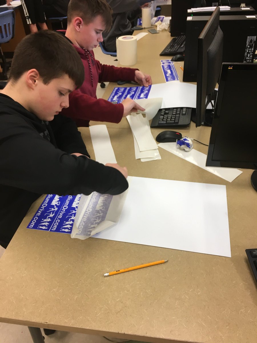 MonarchStadium's tweet photo. Thank you to our students at @BunsoldMS for their help in creating our new magnets! Magnets will be available at our event on 3/21! @BMSMonarchs @mkaffenbarger @DianeMankins @MarysvilleAth https://t.co/BJvQ4IFMvv