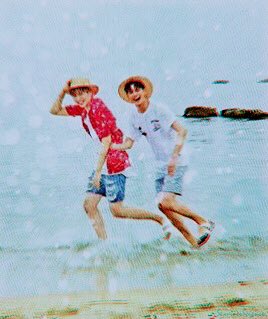 “Hyung, let’s go to the seaside!”
“Haha call!” 💕
#강다니엘 #옹성우 #KangDaniel #OngSeongwu #Ongniel #Nielong #옹녤 #녤옹